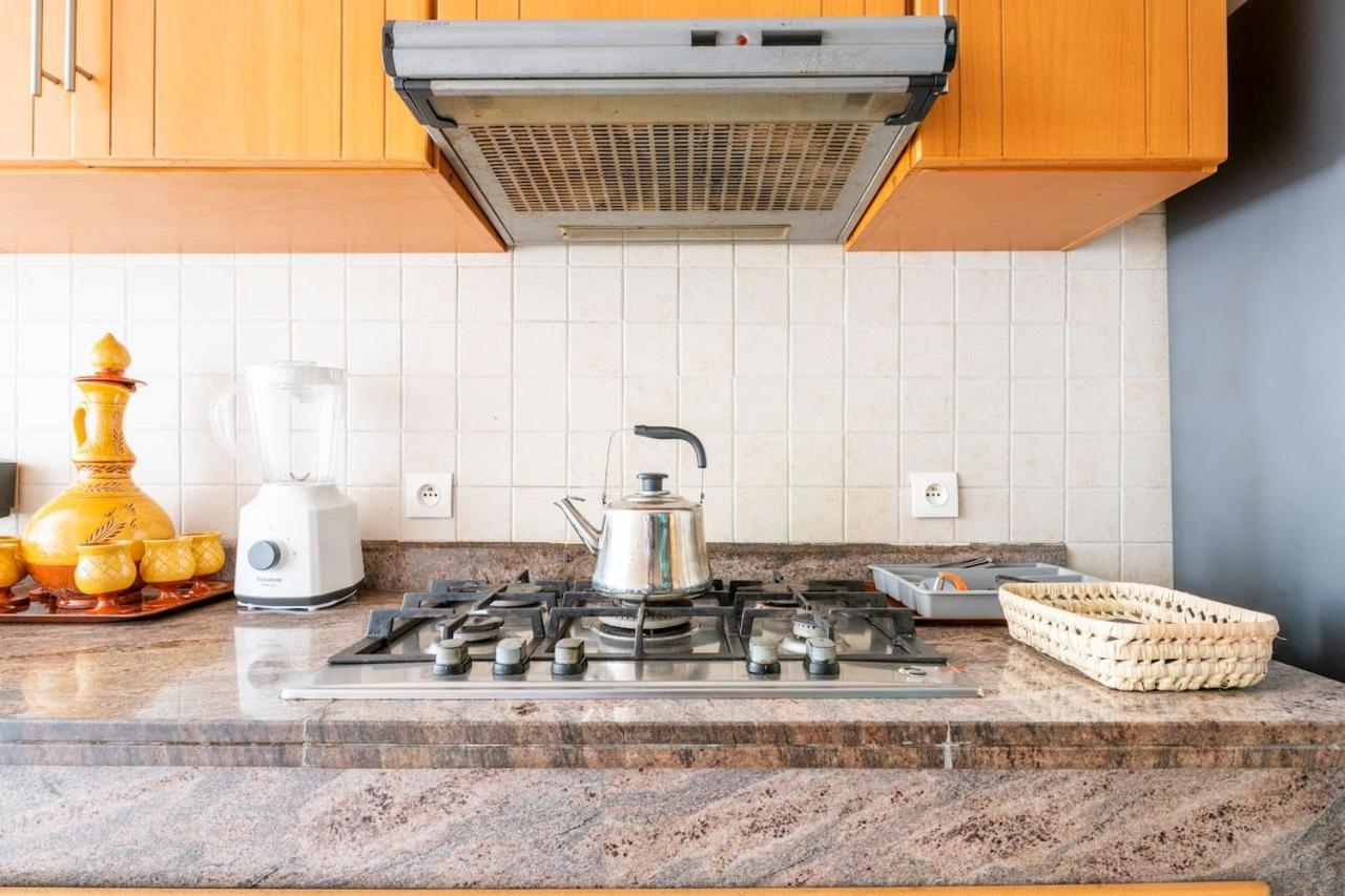 Apartment With Parking In Rabat Central Location Bagian luar foto